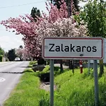 Lägenhet Goldvilla