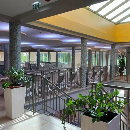 Goldvilla Apartamento