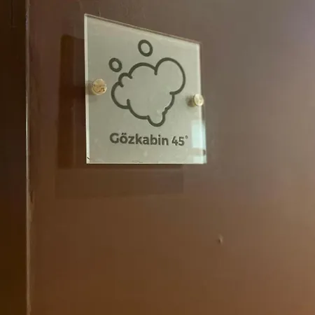 Goldvilla Apartment *